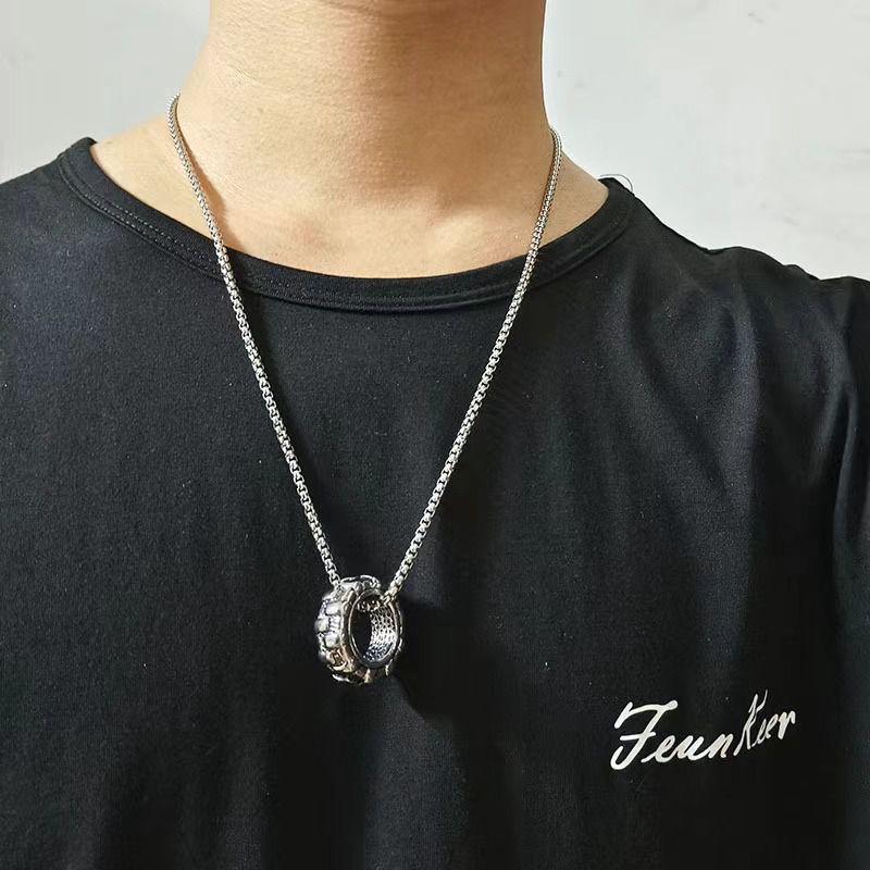 Personalized Tire Ring Pendant Necklace For Men Titanium Steel_voghion.com