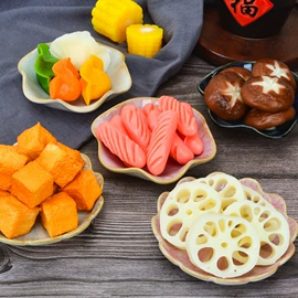 食物工艺品;塑料工艺品;餐厨具玩具