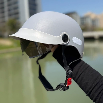 retro half helmet, breathable and lightweight — Motosiklet kaskı (dəbilqə) - adjustable-brim-and-head-circumference-sun-protection-visorhiddenbreathable-modern-gray