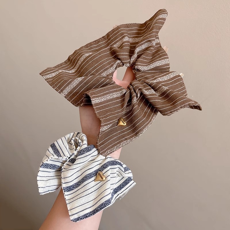 Cuerdas de cabeza cuadradas 2025 nuevas líneas retrógradas de alto nivel anillo de pelo de intestino grueso banda de goma duradera adornamiento para el cabello