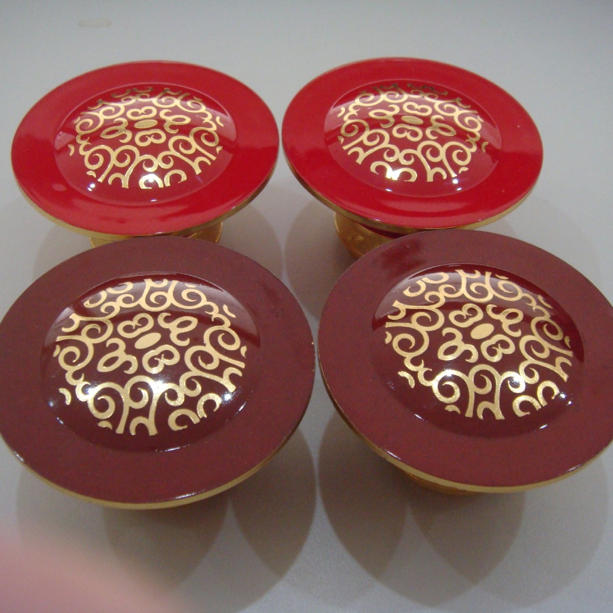 白酒瓶盖 酒瓶盖 洋酒瓶盖 化妆品瓶盖 塑料盖子 铝塑酒瓶盖