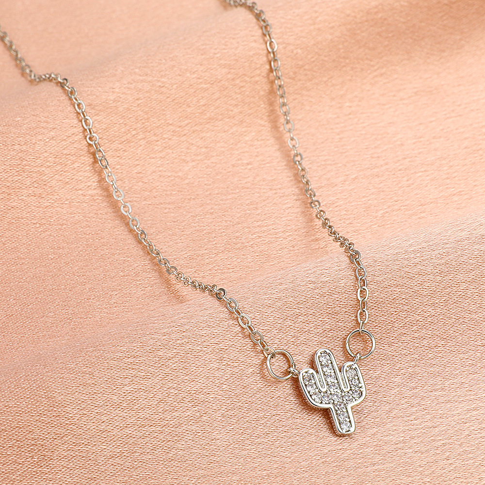 zircon cactus pendant simple necklace wholesale jewelry Nihaojewelry