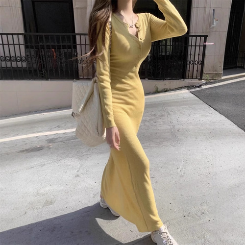 [Original Recipe] Autumn/Winter Long-Sleeve Sheath Body-Sculpting Dress with a Stylish Design—Yellow Hue That Brightens the Skin, Perfect as an Inner Layered Skirt