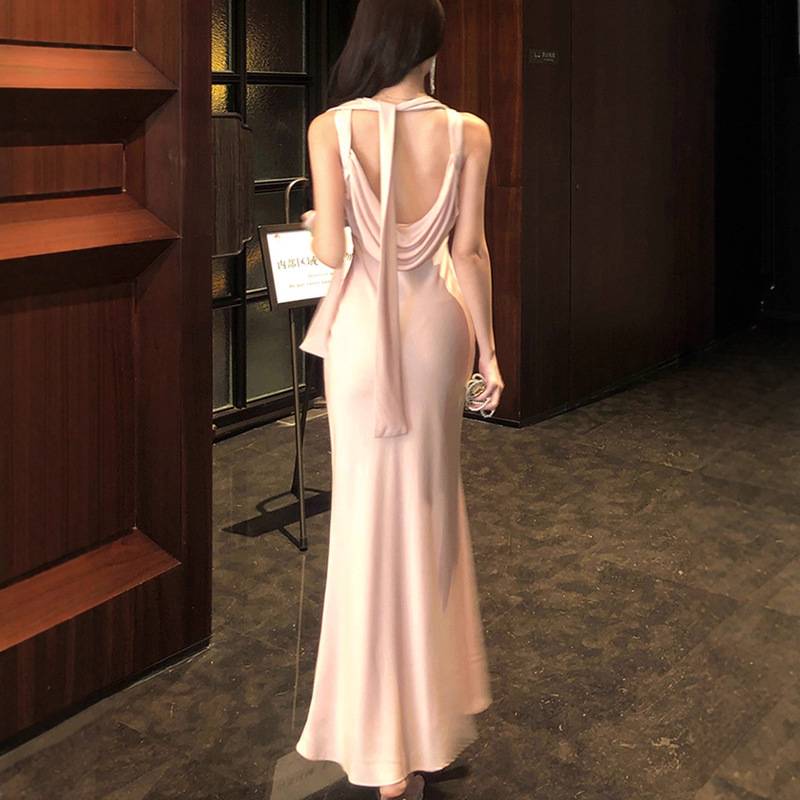 [Pink Satin Streamer] Pink Ribbon Waist Dress Sleeveless V Neck Hip-Hugging Fishtail Long Skirt