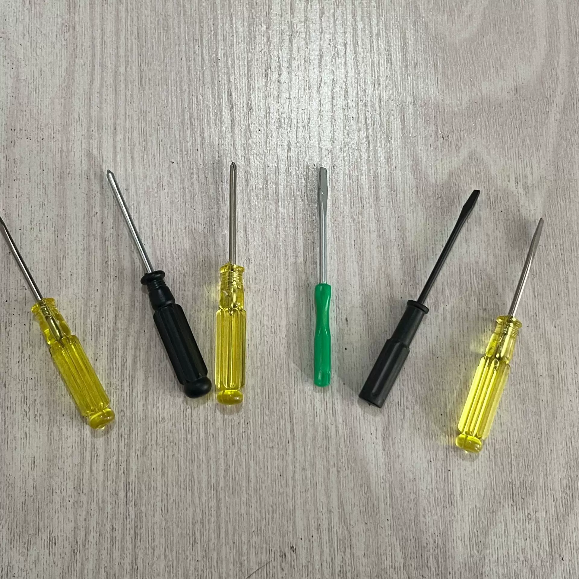 小螺丝刀 十字螺丝刀小号批发 3mm小型螺丝刀迷你款 拆机工具