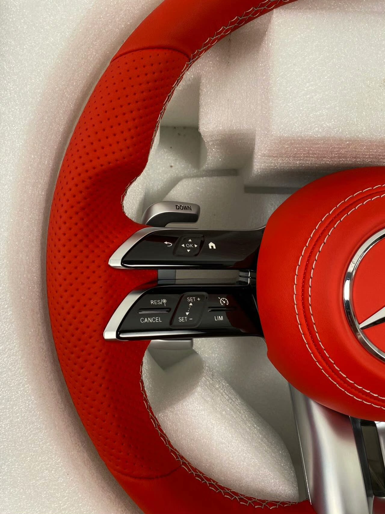 Mercedes-Benz AMG steering wheel assembly, Dragonfly flat-bottom design, red genuine leather, with full paddle shifter functionality