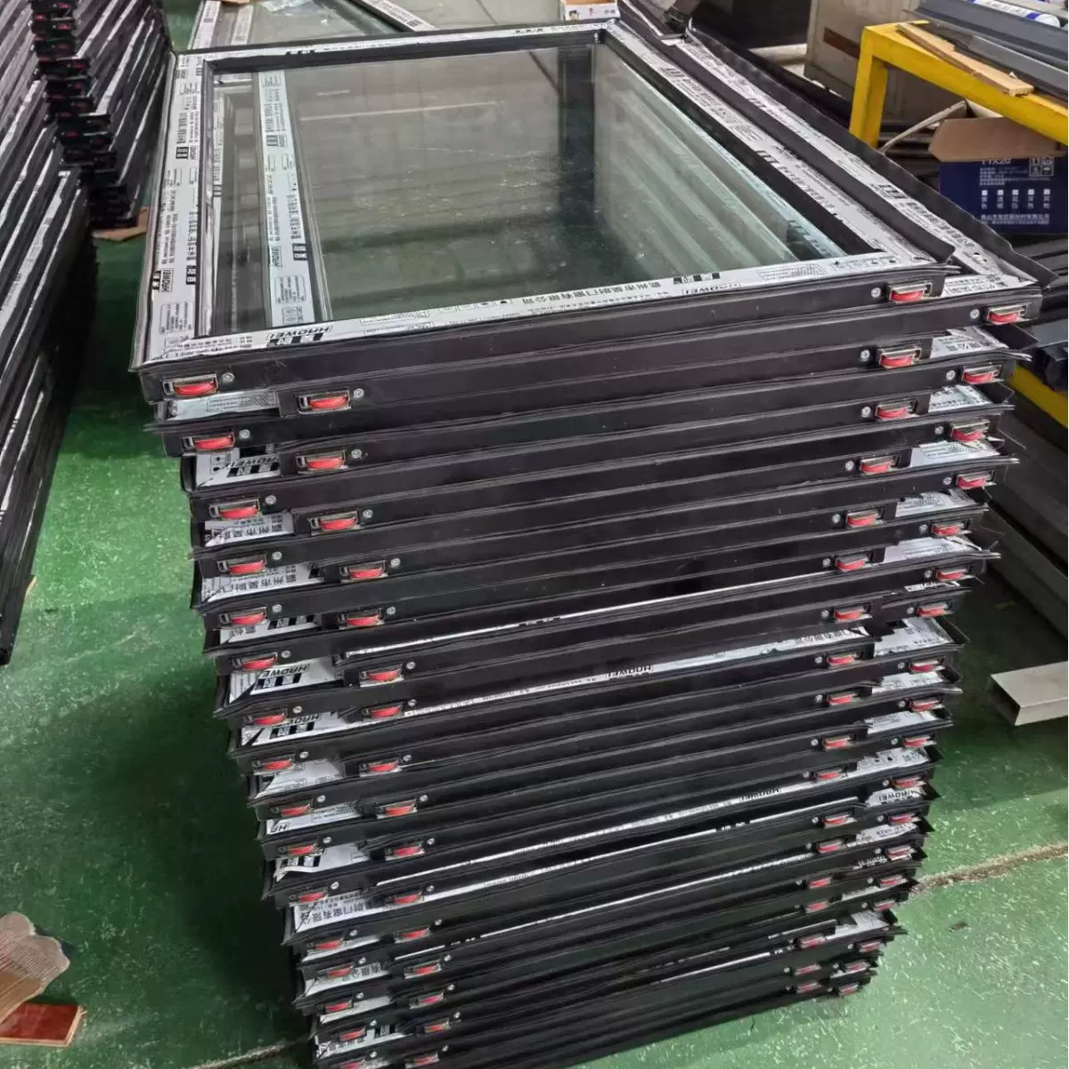 70系列彩色涂层钢板门窗  车间厂房专用彩钢推拉窗