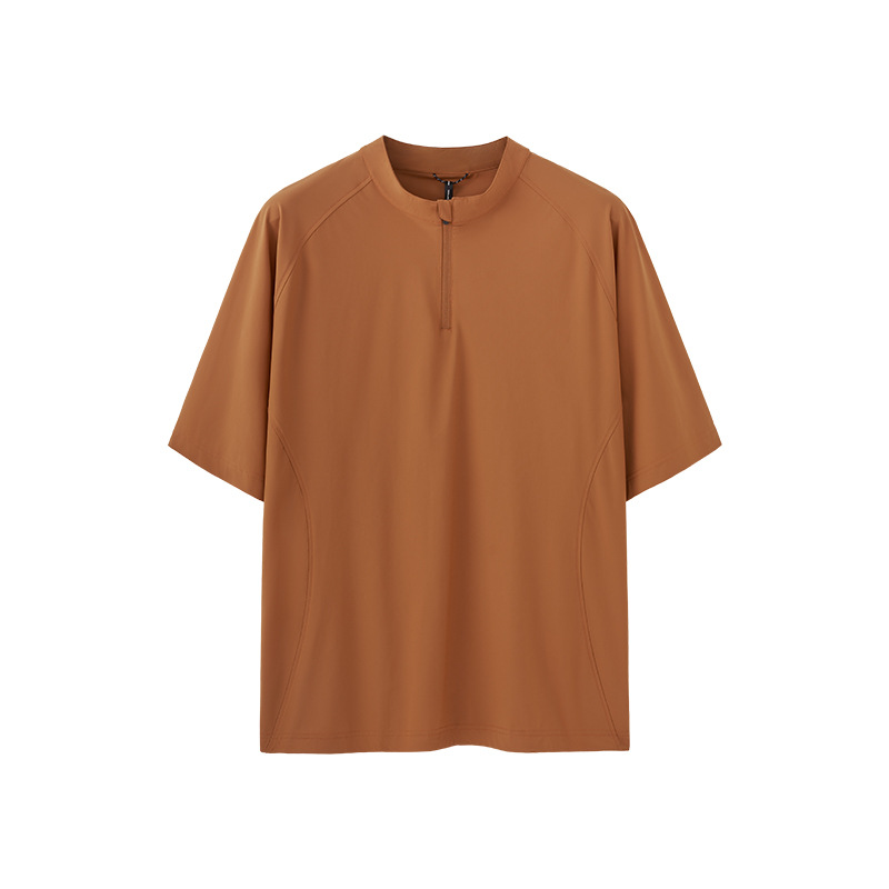 생기 넘치는 오렌지색 반팔 스타일