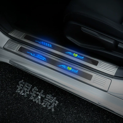 Dekorativ pedal başlıqları: Automotive Interior Accessories