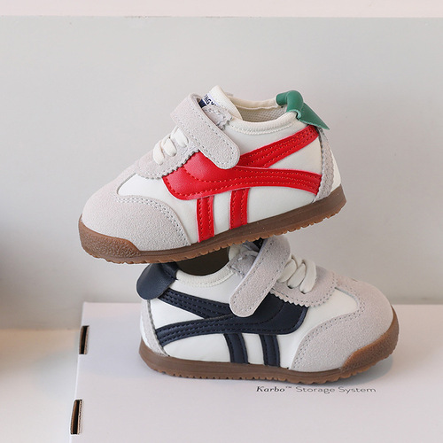 Korean version of children's shoes, children's sports shoes,  spring and autumn new boys' Forrest shoes, girls' moral training shoes, fashionable baby shoes