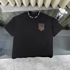 高版本驴家T恤2025夏季新款皮标贴袋领口经典字母刺绣短袖圆领T恤