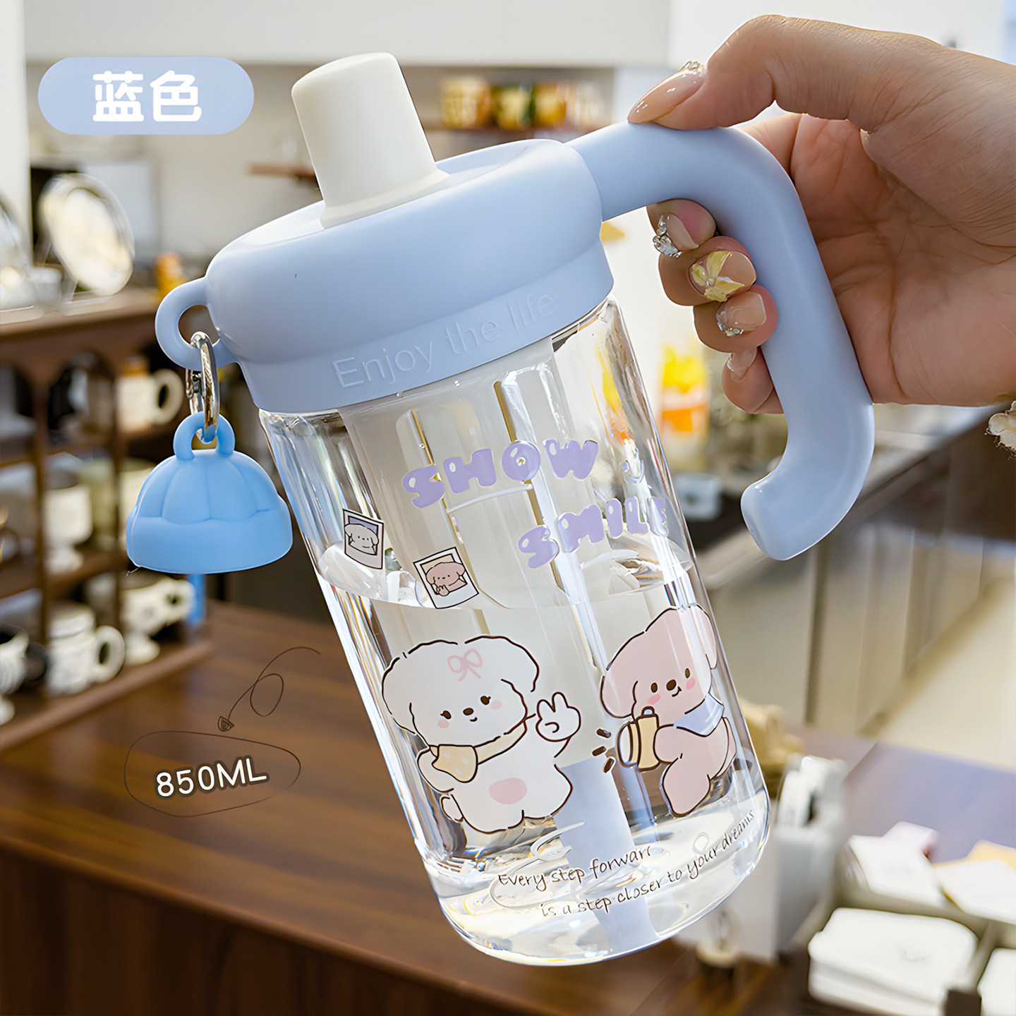 Taza de agua de oso para chicas de alto valor facial separación de té de agua de gran capacidad taza de hielo con mango taza de plástico PC lindo