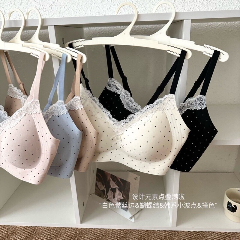 6657 # Sweet and Cool Polka Dot Print, Lightweight Lace Trim, Bowknot, Soft Support, Gathering and Lifting Seamless Underwear 6657 # Sweet and Cool Polka Dot Print, Lightweight Lace Trim, Bowknot, Soft Support, Gathering and Lifting Seamless Underwear