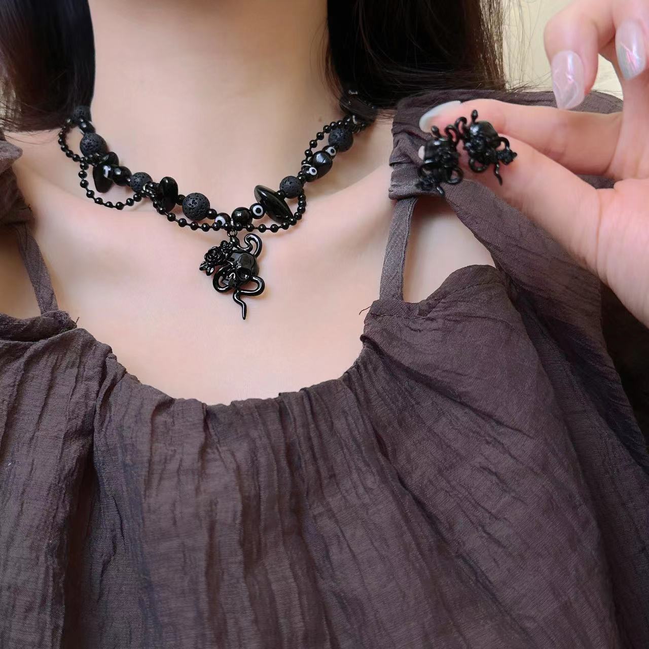 潮酷朋克黑色滴油靈蛇玫瑰骷髏頭項鍊女時尚精緻暗黑小眾耳飾頸鏈