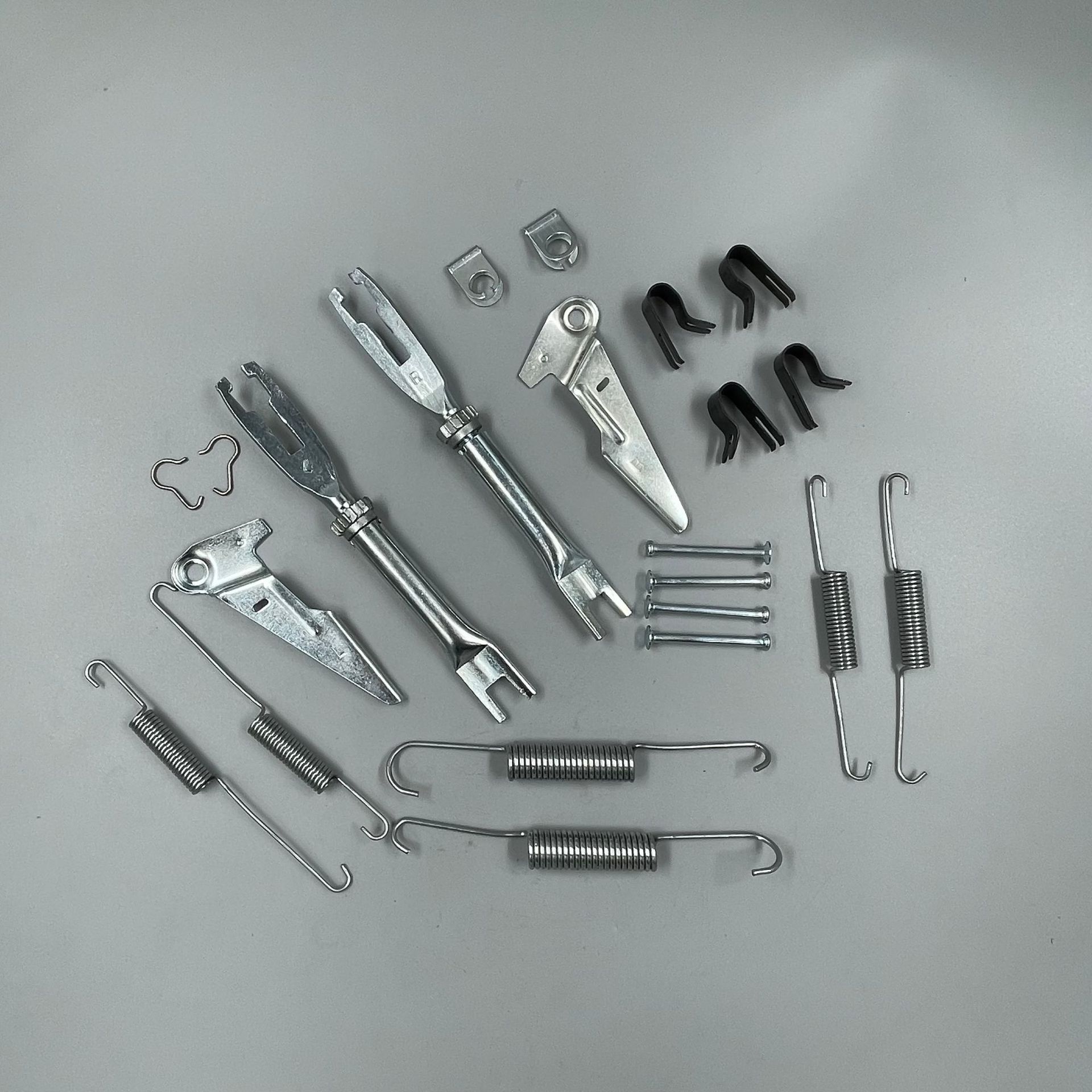 Aplicable a todos los tipos de automóviles Toyota accesorios del sistema de frenos traseros Kit de reparación de frenos de tambor trasero Kit de reparación de frenos de serie japonesa