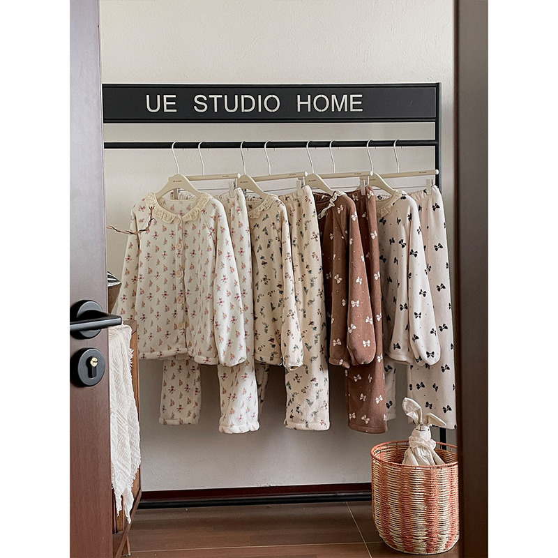 Uestudio Ins Style Niche New Pajamas for Women, Small Floral Snow Velvet Home Wear Set, Pure Cotton Pajamas