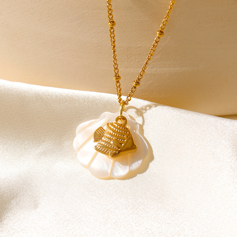 Women's Gender Wholesale Jewelry Vintage Style Classic Style Starfish Conch Hippocampus 304 Stainless Steel Plating Pendant Necklace O-shaped Chain