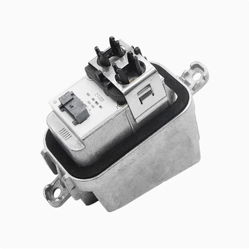 Aplicable a 12 - 16 modelos Audi A5 luz diurna módulo de fuente de luz delantero S5 luz diurna luz amarilla