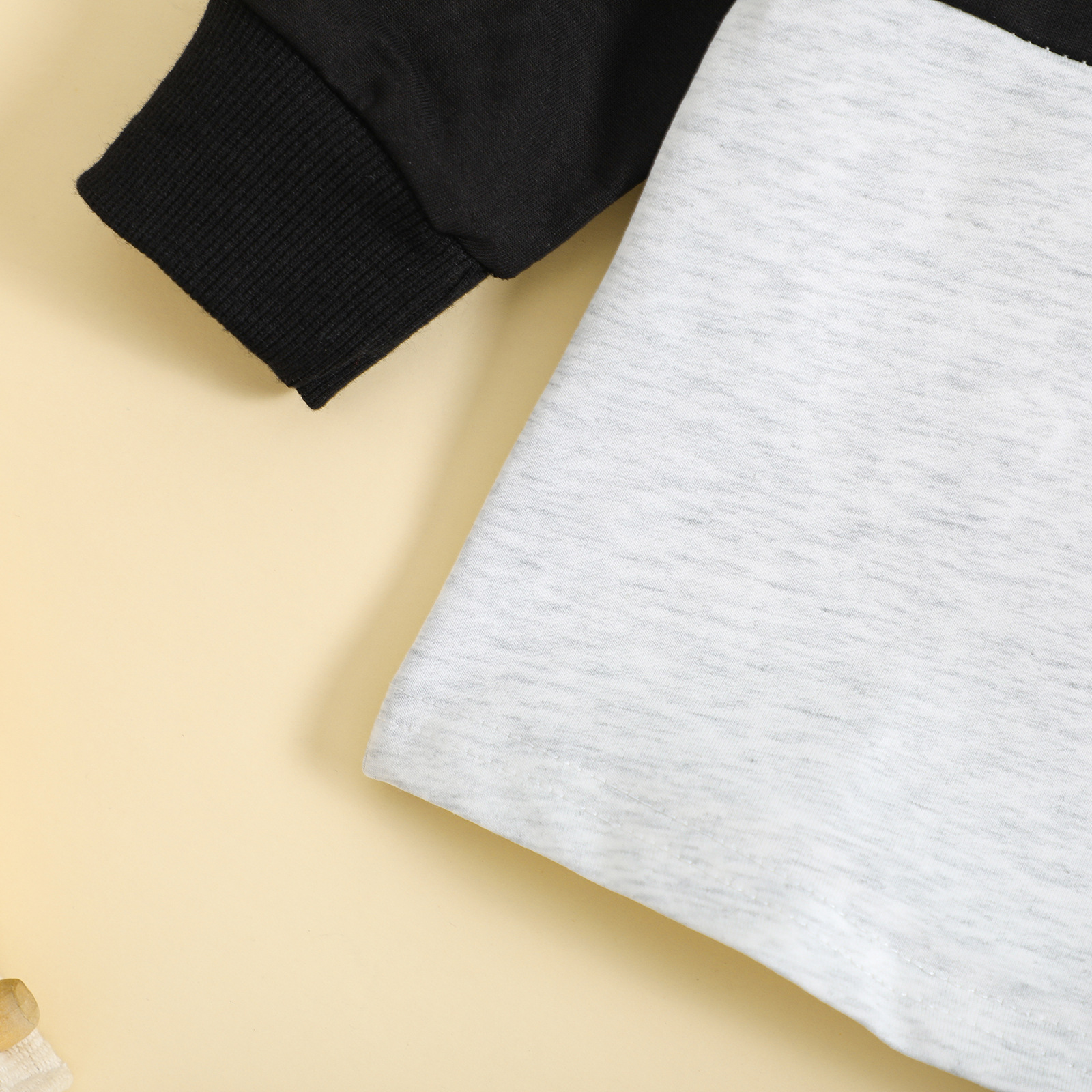 Baby clothing boy's suit Children's new autumn and winter color matching round neck long sleeve pants suit_voghion.com