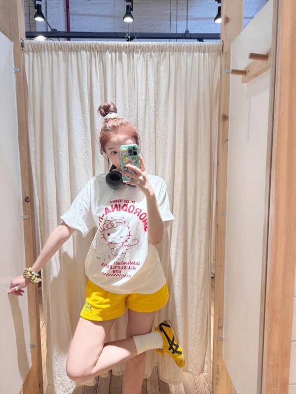 日本の夏の新しい純綿半袖 Tシャツ女性用 KittyKT ハローキティプリント半袖 Tシャツトップス服|undefined