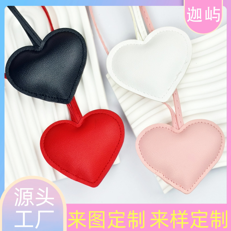 In-Stock Leather Heart-Shaped Hand Strap Bag Pendant, Heart-Shaped Lanyard, Knotted Keychain, Clothing Accessories, Decorative Accessories In-Stock Leather Heart-Shaped Hand Strap Bag Pendant, Heart-Shaped Lanyard, Knotted Keychain, Clothing Accessories, Decorative Accessories