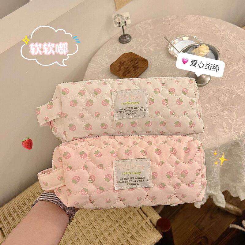 Cross-border cream strawberry pencil case 2026 new model, high aesthetic value, girls' makeup bag, Korean style student large-capacity stationery bag Cross-border cream strawberry pencil case 2026 new model, high aesthetic value, girls' makeup bag, Korean style student large-capacity stationery bag