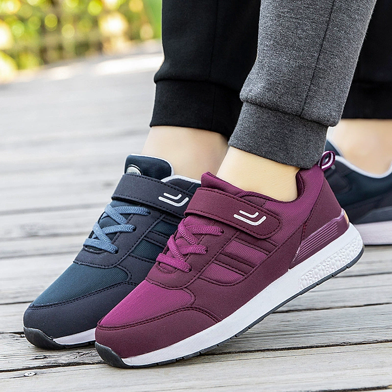 2022 весенне-осенняя старинная мужская обувь, женская Нескользящая прогулочная обувь для среднего и пожилого возраста, кроссовки с мягким дном, очень большие размеры 1666