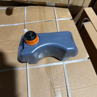 WM80 plastic fuel tank impact rammer EH12 rammer oil pot Sanli rammer oil tank accessories with inner box