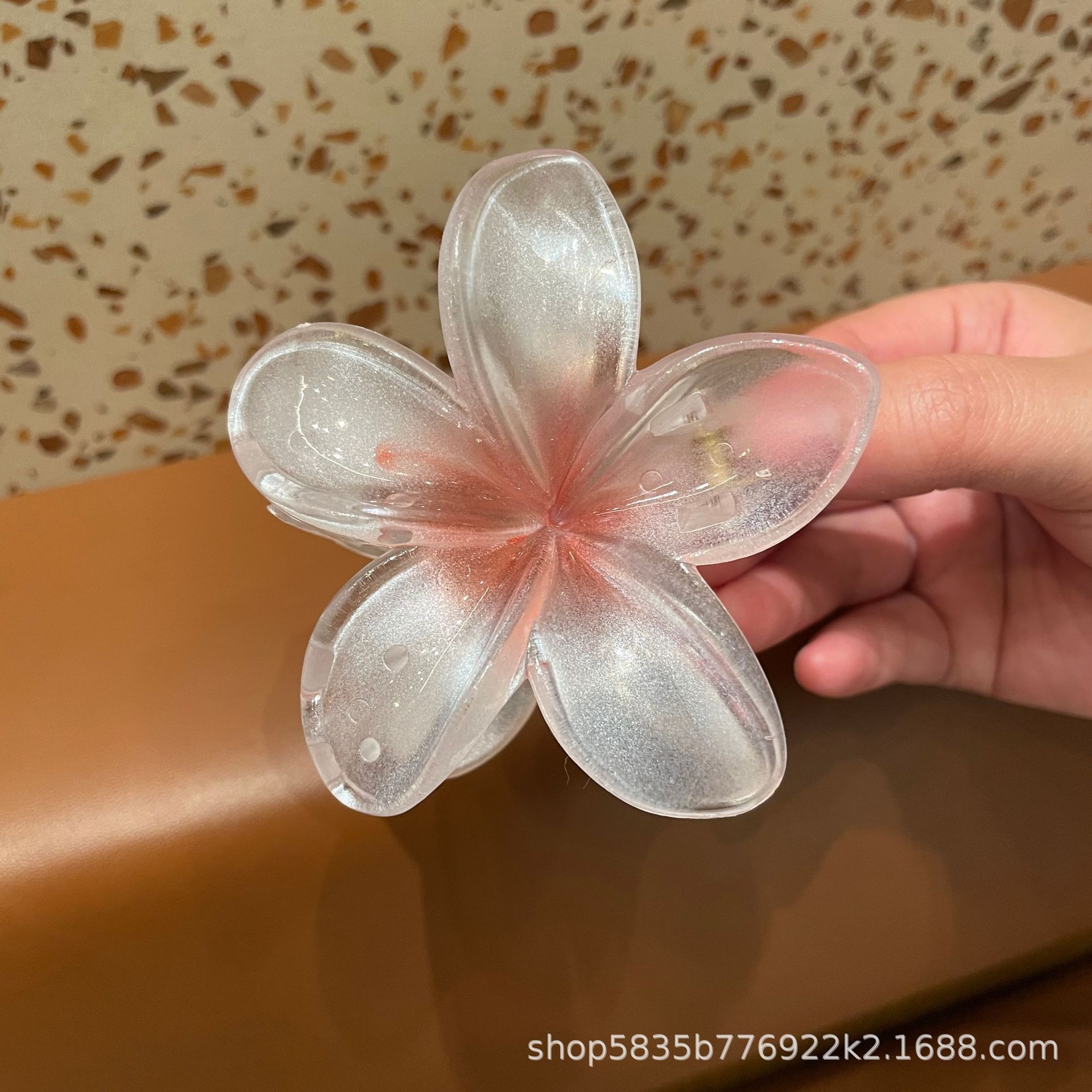 8cm 진주 빛 레드