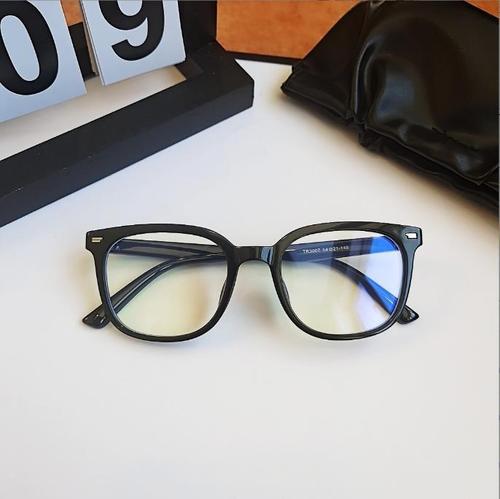 防蓝光眼镜2023新款超轻眼镜男女同款网红素颜平光镜显瘦框架眼镜
