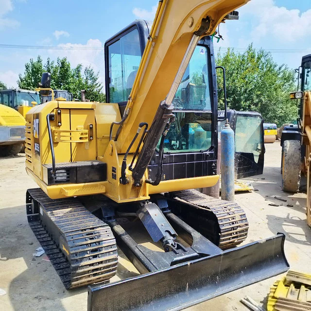 Прямые поставки из-за рубежа подержанных мини-экскаваторов Carter CAT305 в наличии, оригинальное импортное оборудование с надежной производительностью.