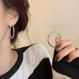 韩版银色素圈耳环小众设计感大耳圈女冷淡风网红气质耳饰