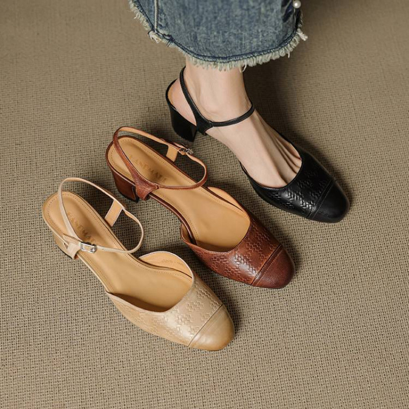 French Retro Genuine Leather Toe-Cap Sandals for Women Summer 2025 New High-Heeled Shoes Thick-Heeled Sandals for Work Without Tired Shoes