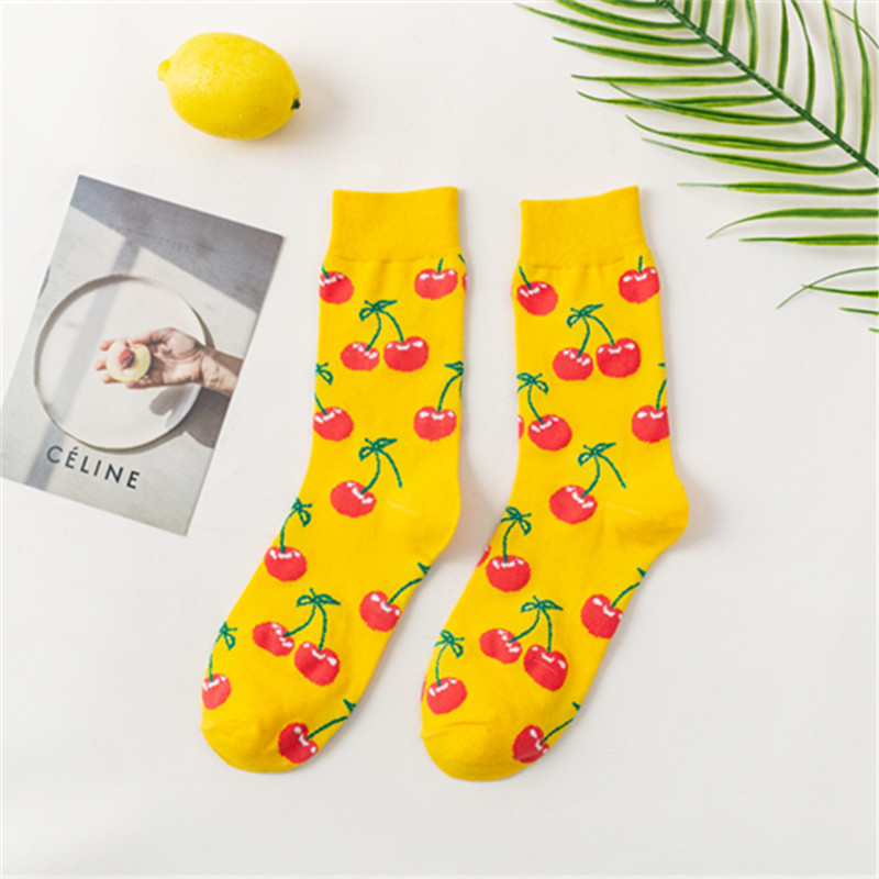 Calcetines de algodón de media pantorrilla de mujer lindos calcetines de fruta japonesa ins calcetines de moda versátil estilo coreano calcetines de algodón lindos al por mayor