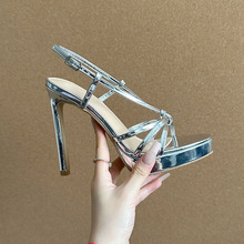 凉鞋女2025年金色高跟露趾一字带扣细跟高跟鞋仙女风欧美风超高跟