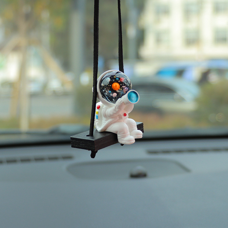 Wholesale a creative astronaut car accessories car accessories car interior accessories car accessories car accessories