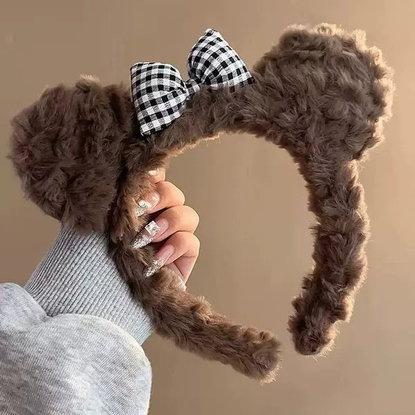 Butterfly ears