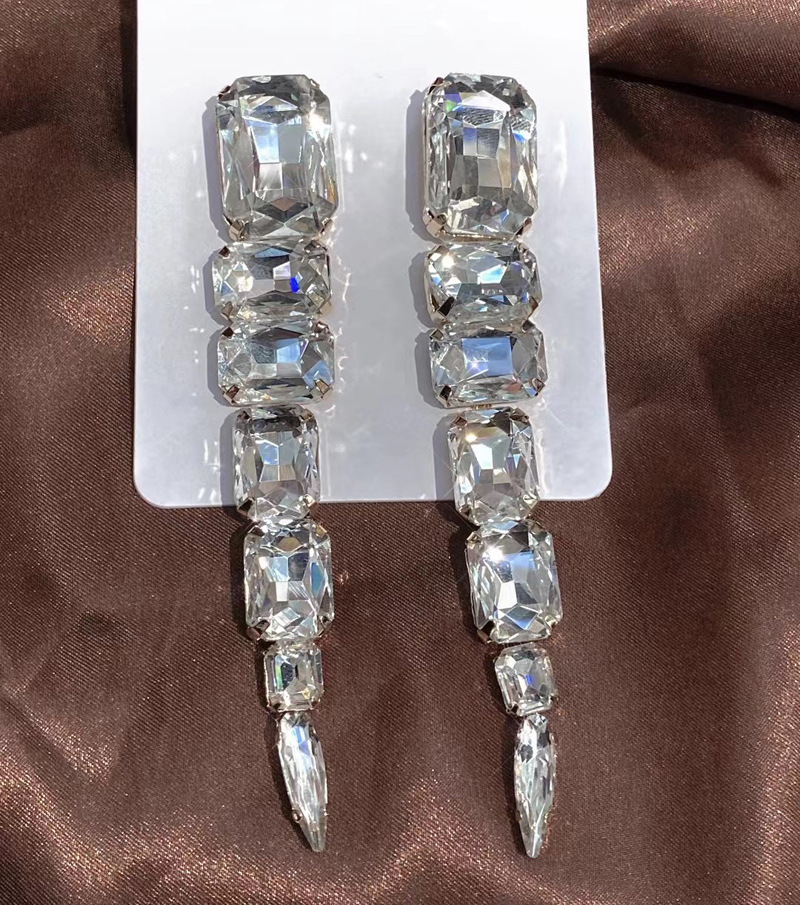 50g Weight Artificial Gemstones Inlay Material Earrings Classification Alloy Material Water Droplets Pattern Women'S Gender Plating Design Fashion Style White, Pink, Green Color Fashion Inlay Glass Rhinestone Geometric Gem Long Alloy Earrings 4