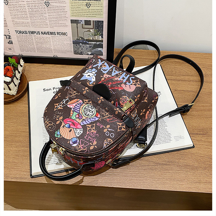 Stylish Graffiti Printed Backpack For Women Cute Bear School Bag_voghion.com