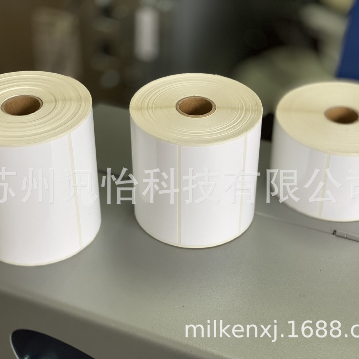 安陆市3M7871/7865亮白抗UV太阳能电池PET覆膜标签异步旋转模切厂