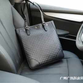 B&V男士竖款手提包真皮大容量斜挎包编织潮牌单肩托特包图片实拍