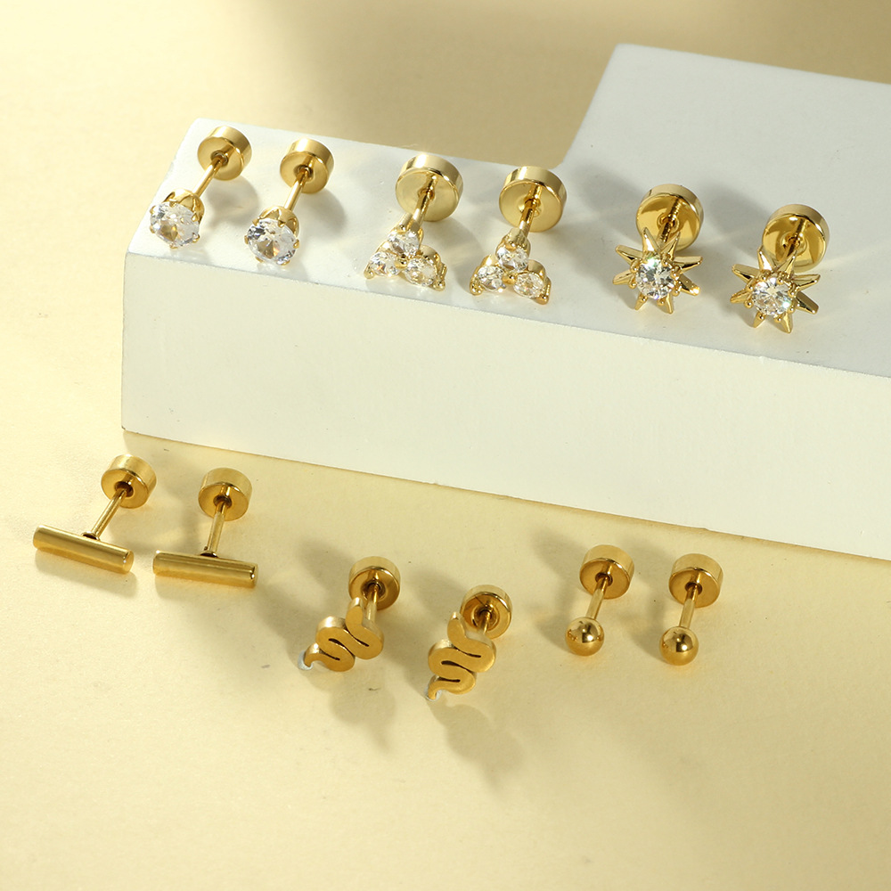 Labret piercing jewelry detail image