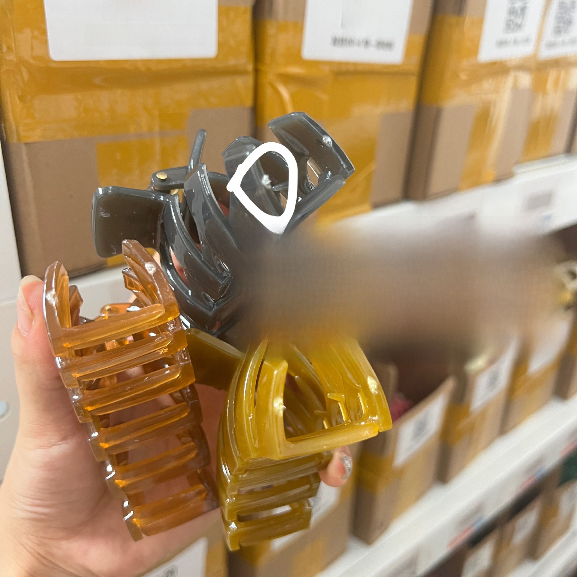 High-grade Acrylic Grab Clip Large Size Simple Shark Clip ins Style Internet Celebrity Hair Clip Women's Head Clip Headwear_voghion.com