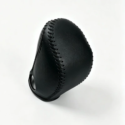 Leather car gear shift knob cover, hand-stitched, Sürətlər qutusu və əl tormozu başlıqları - gear-shift-cover-black-leather-with-black-stitching