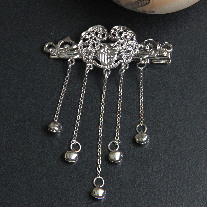 New Chinese-Style Peace Lock Bell Pendant Hairpin for Women, Ethnic Style Imitation Miao Silver Tassel Hairpin, Retro Versatile Side Clip