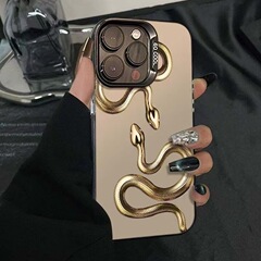 金蛇（ゴールデンスネーク）は、Apple 16 Pro Max、蛇年（ヘイセンニン）のスマホケース、iPhone 15 Plus、新作14、高級17、個性的なデザインに適しています。
