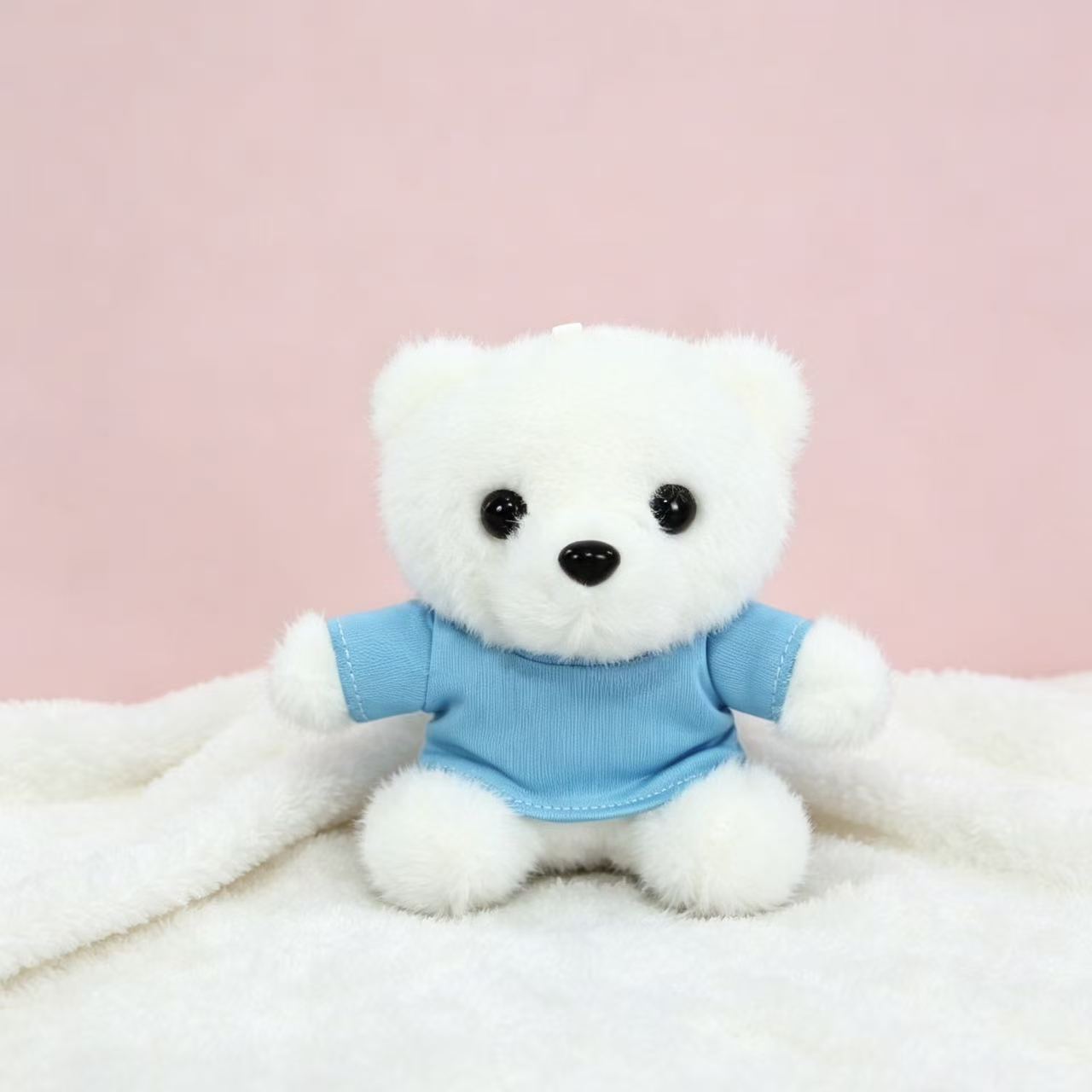 Vestido osos llaveros muñecas de peluche camisetas pantalones mochila colgante pequeño regalo colgante muñeca de peluche