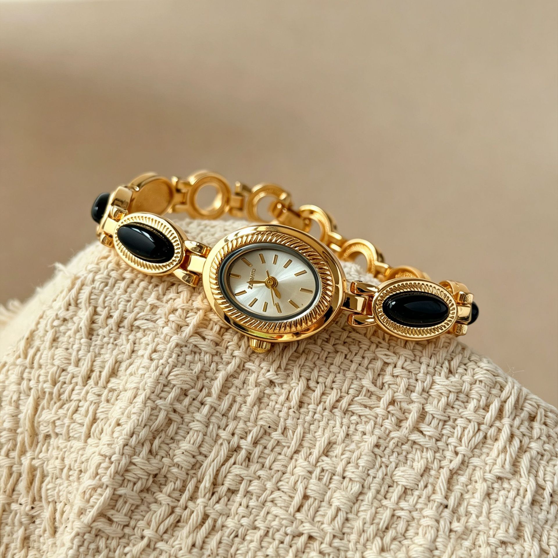 In Stock Wholesale Tiger Eye Stone Bracelet Watch Decoration Women's Quartz Watch Vintage Watch Niche Retro Watch