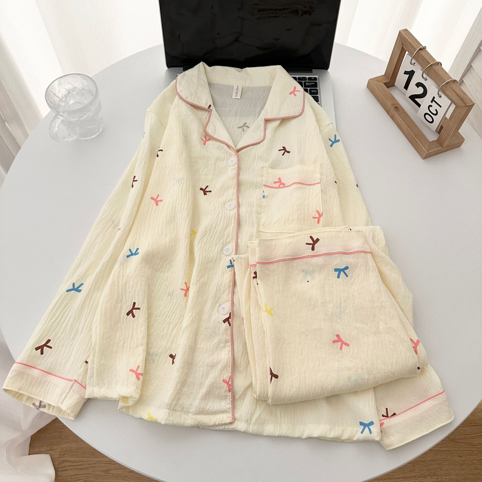Pijamas de algodón nubes al por mayor transfronterizos de otoño de dibujos animados lindos pantalones de manga larga de dibujos animados cardigan con solapa set de ropa para el hogar