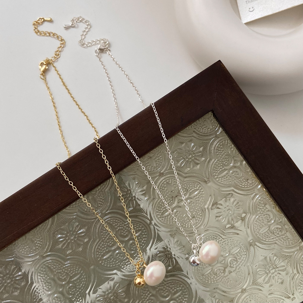 Einfacher Stil Runden Kupfer Überzug Inlay Perle Vergoldet Halskette Mit Anhänger display picture 6